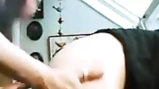 Wife with juicy ass gets pounded doggy style by Uzbek stud